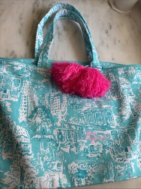 Lilly Pulitzer Palm Beach Zip Up Tote NYC Shorely Blue NWT